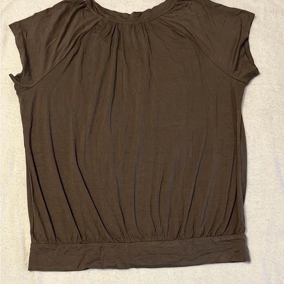 COLLECTION Gray Women's Top - Picture 4 of 9